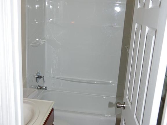 4th image of 5216 Ville Maura Ct