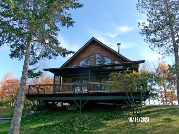 2550 Keyes Is, International Falls, MN 56649