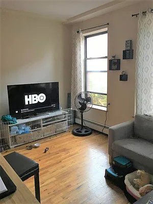 Rented by Jeffrey Mosczyc, LREB | media 15