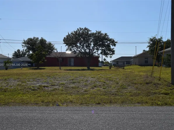 1312 NE 17th Ave, Cape Coral, FL 33909