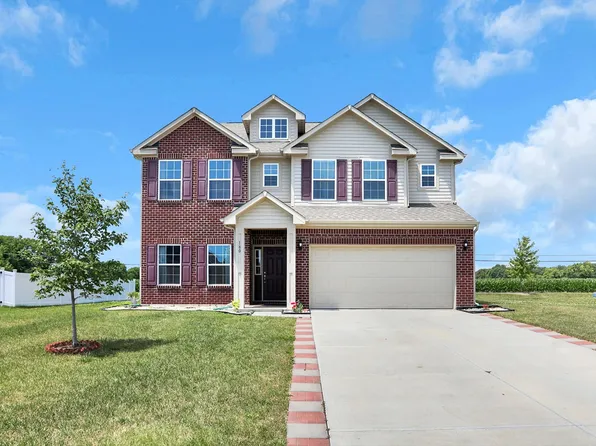 180 Blue Lace Dr, Whiteland, IN 46184