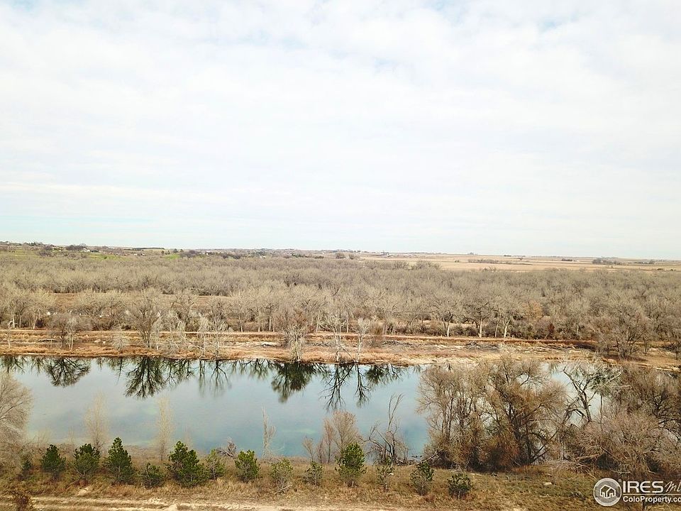 2nd image of 220 Crest Dr
