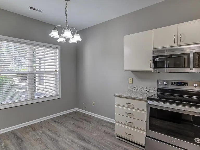 6020 Winterpointe Ln #102 — Photo 21