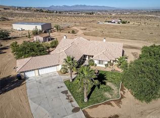 10252 Bella Vista Rd, Apple Valley, CA 92308