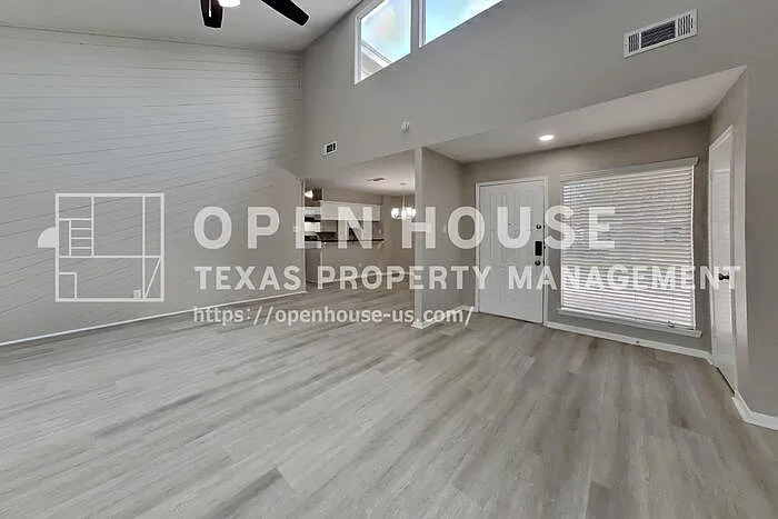 3 bed, 2.0 bath, 1567 sqft, $1,900 — Photo 3
