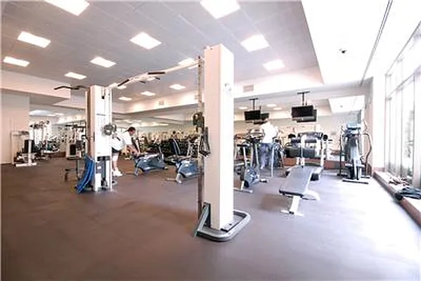 Sold by Warburg | media 1