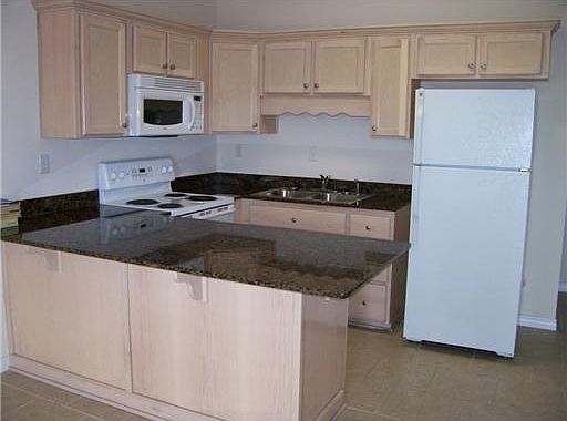 3rd image of 1130B Century Oaks Dr