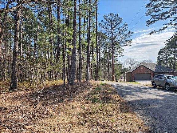 3rd image of Greta Ln #7