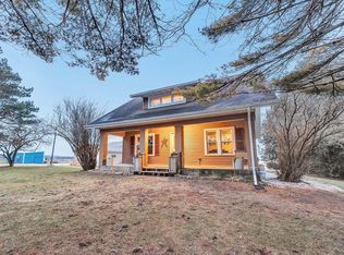 6593 Rosewood Rd, Algoma, WI 54201