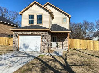 308 Eastland St, Cleburne, TX 76031