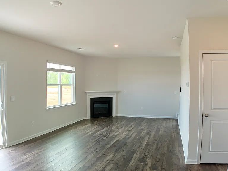 969 Pineland Dr — Photo 5