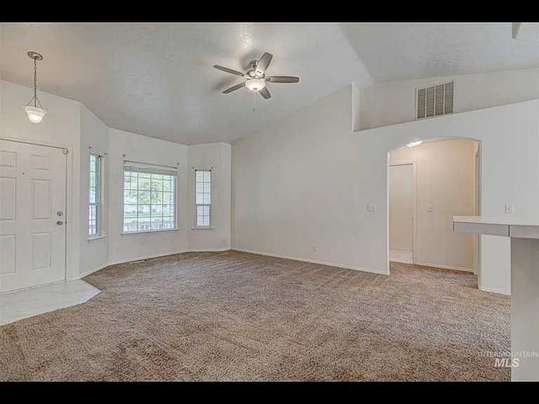 1400 W Hasket Ct — Photo 6