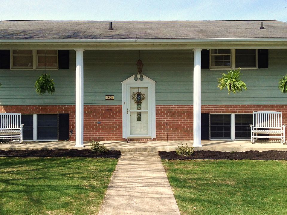 32 Warwick Drive