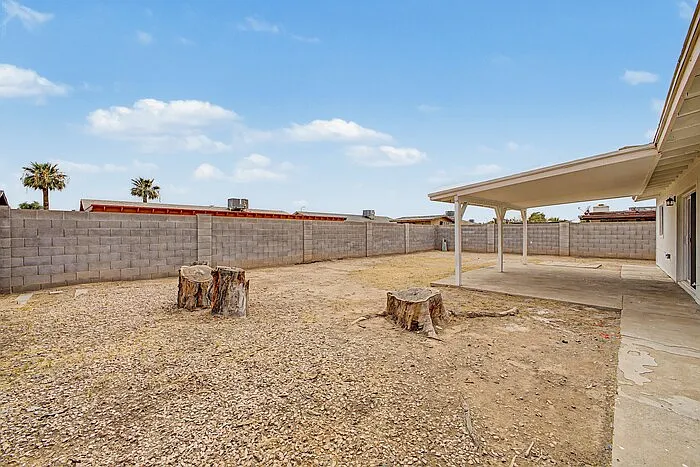 8819 W Avalon Dr — Photo 25
