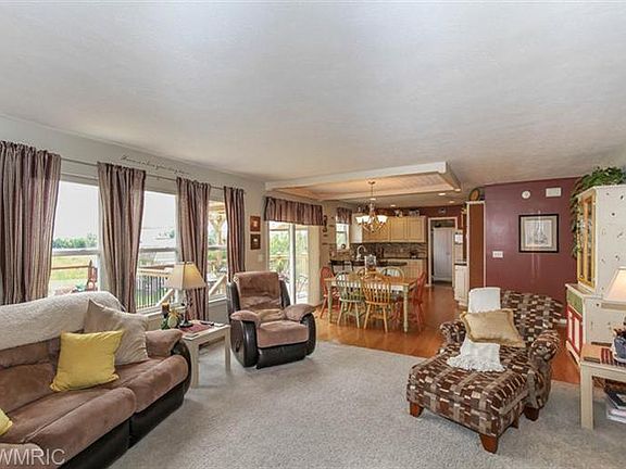 5th image of 3094 Sunchase Ave