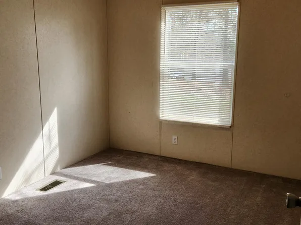 59 Cherokee Cir #59, Locust Grove, GA 30248