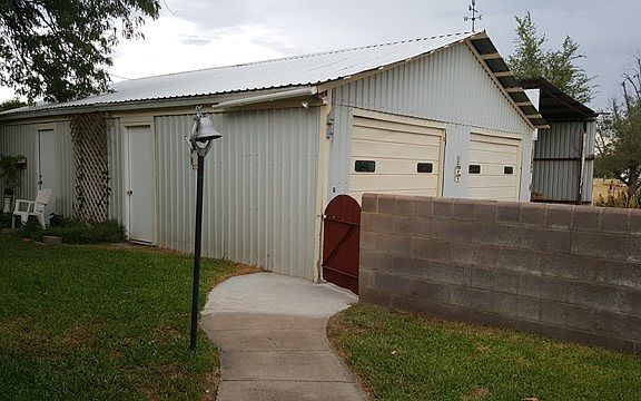 5th image of 2300 Alice St