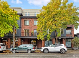 1909 10th Ave W APT 207, Seattle, WA 98119