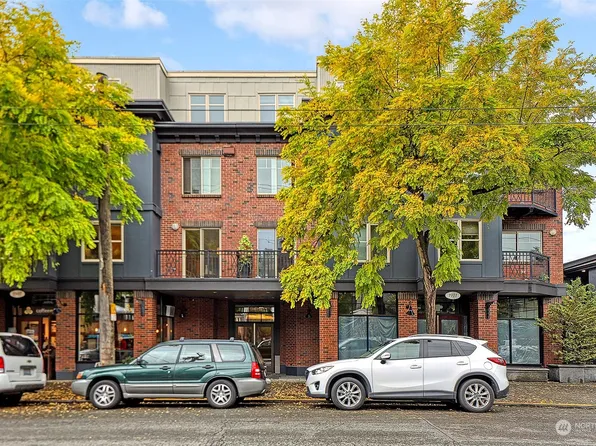 1909 10th Avenue W #207, Seattle, WA 98119
