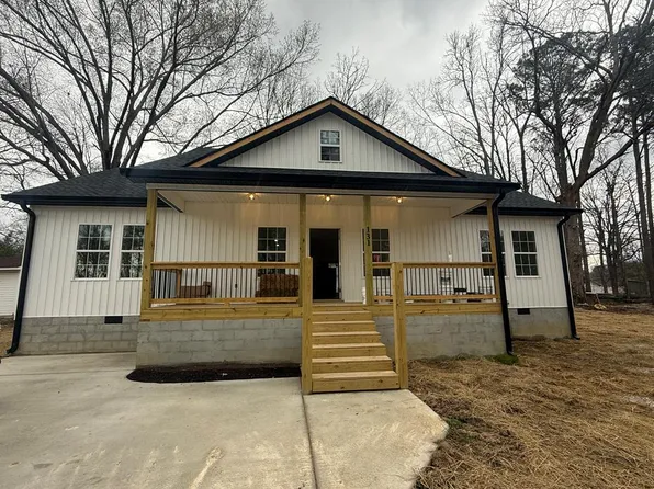 131 Cochran Dr, Dalton, GA 30721