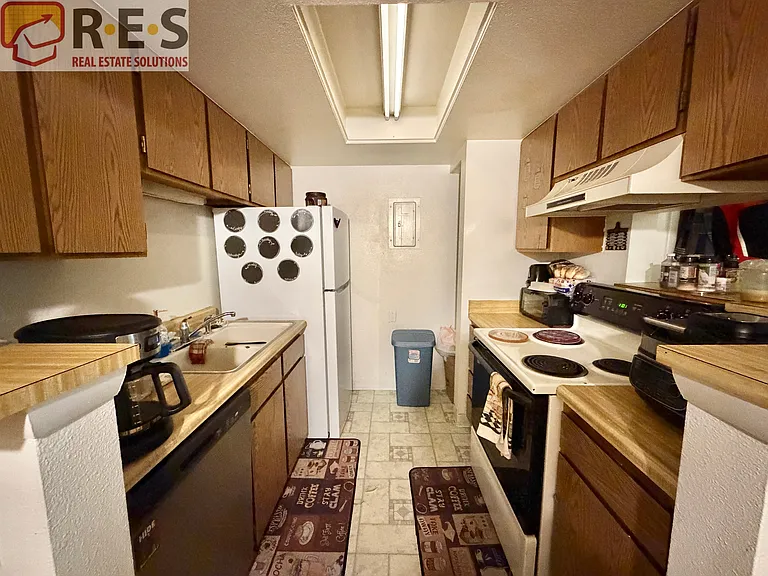 14192 E Colorado Dr #202 — Photo 3