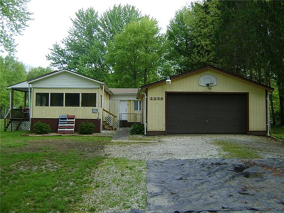 2nd image of 2245 Alden Ln