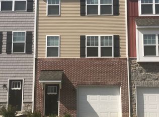 807 Admirals Quay Dr, Mechanicsburg, PA 17050