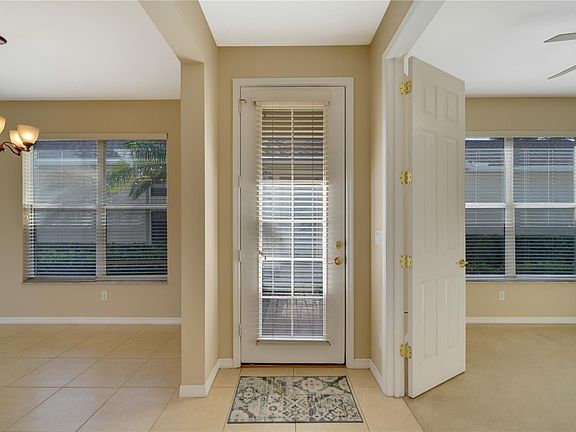 5th image of 1911R Scarlett Ave