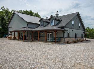 328 Curtis Hollow Ln, Waverly, TN 37185