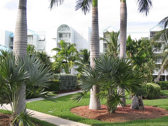 2nd image of 3635 Seaside Dr APT 412