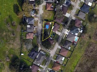 425 Firethorn Dr, Gretna, LA 70056