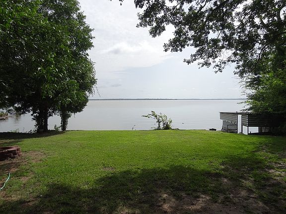 4th image of 8397 Lakeshore Dr