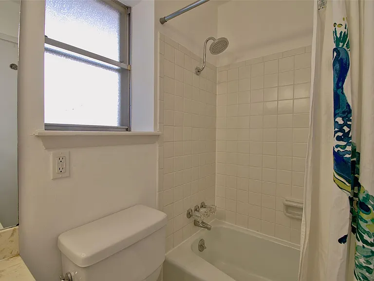 9202 Quail Meadow Dr — Photo 26