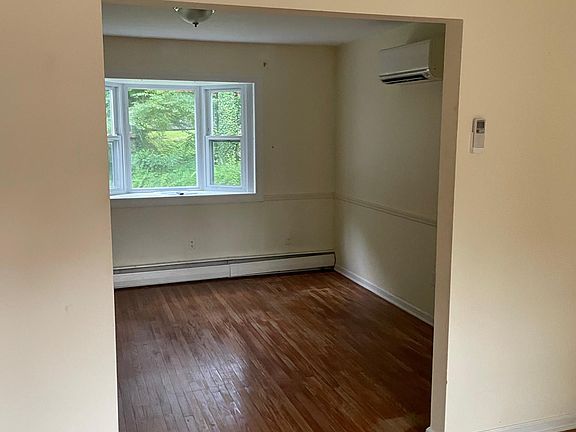 5th image of 114 Panorama Dr
