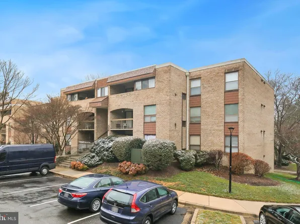 411 Christopher Ave APT 33, Gaithersburg, MD 20879