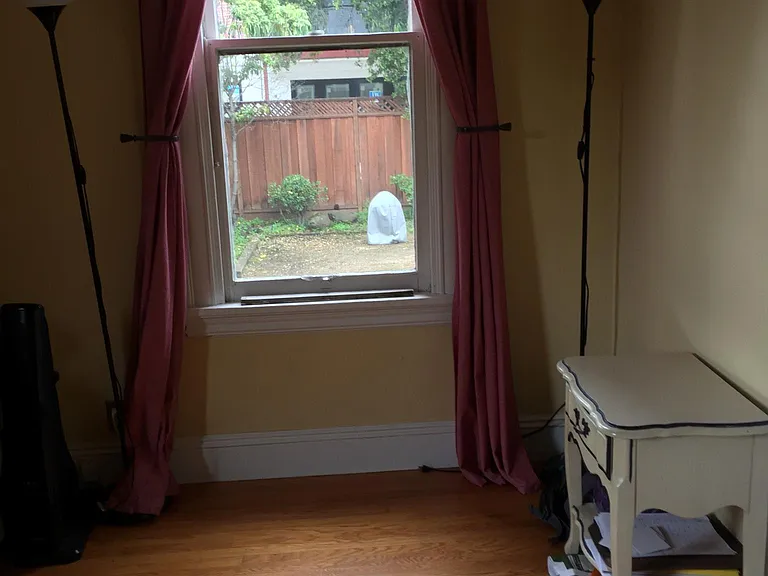 518 Byron St — Photo 14
