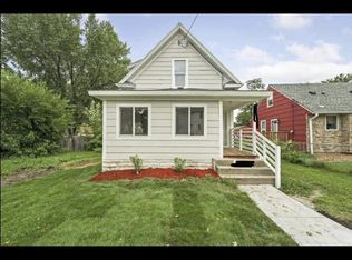 2426 Ferrant Pl, Minneapolis, MN 55411