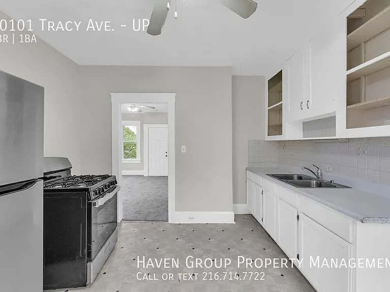 20101 Tracy Ave #UP — Photo 7