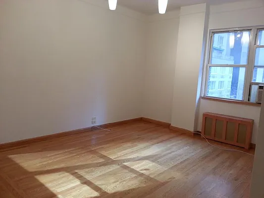 Rented by AJ Clarke | media 28