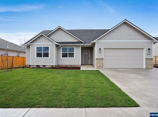 4624 Royal Dr NE, Albany, OR 97321