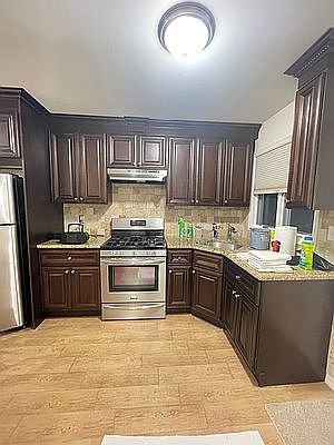 1st image of 81 Aspinwall St #1R