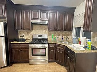 81 Aspinwall St #1R, Staten Island, NY 10307