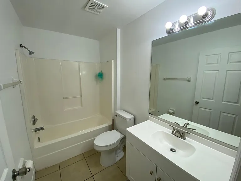 129 Zenith Cir — Photo 19