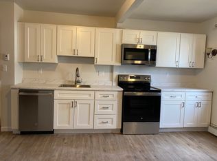 443 Chandler St #1, Worcester, MA 01602