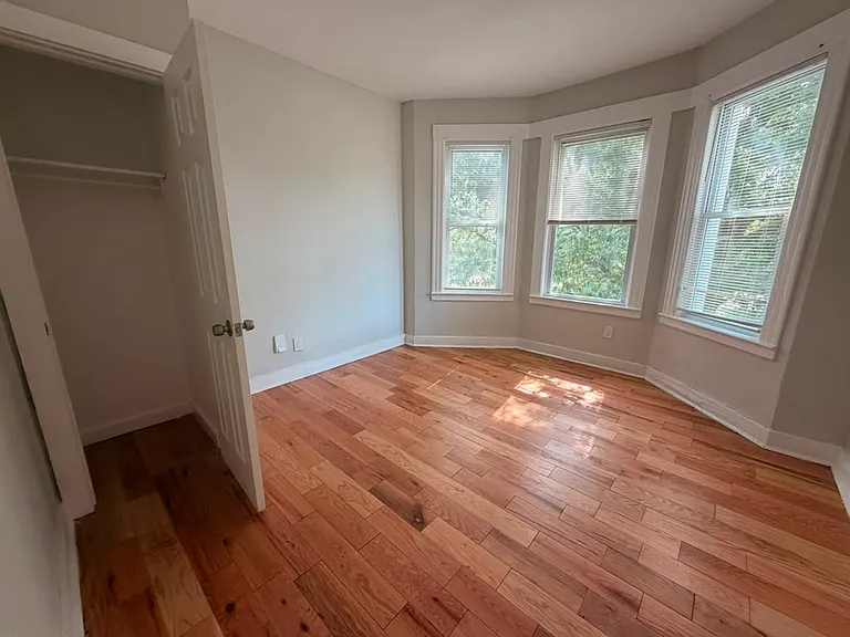 534 Howard Ave #3A — Photo 5