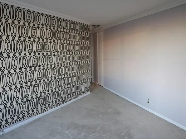 7000 Blvd East image 17 of 39