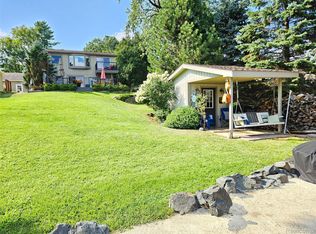 1325 Beach Dr, Lake Orion, MI 48360