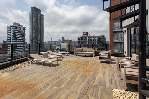 Rented by REAL New York | media 6