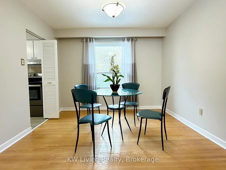125 Underhill Dr — Photo 5
