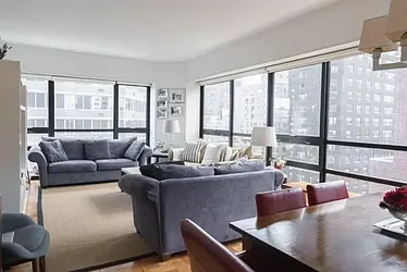 Rented by Alicia Drygulski LREB